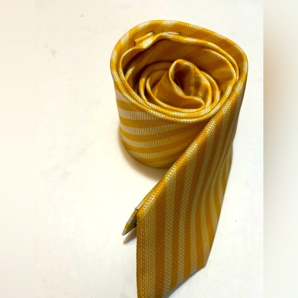 Jos A Bank 1905 Yellow Striped Men's Tie